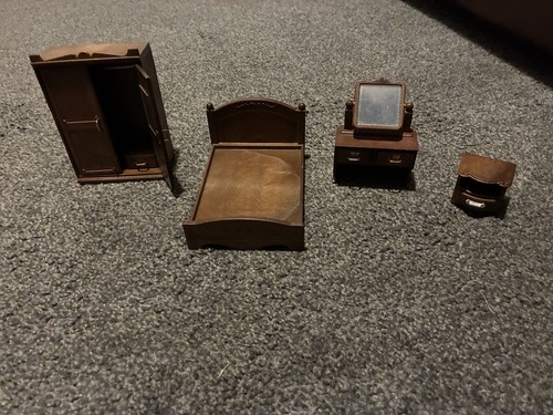 Sylvanian families brown - families,