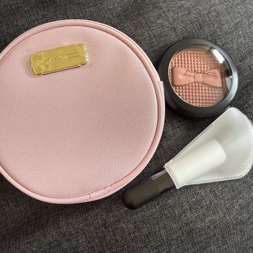Mac skinfinish gift set - mac,