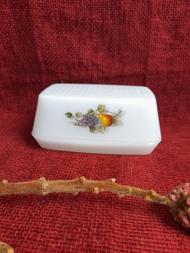 Vintage opaque white glass - opaque,