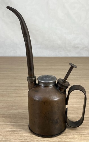 Antique thumb pump - thumb, oil