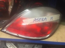 VAUXHALL ASTRA H MK5 PREFACE-LIFT REAR LIGHT O/S DRIVERS SIDE 5 DOOR 2004-2006