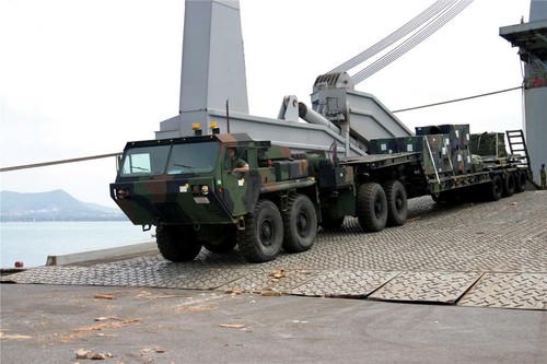 Lvsr wrecker military vehicle - military,