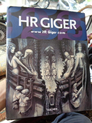 Giger taschen art book - hr,