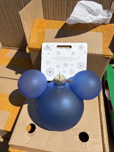 Disney store blue - store,