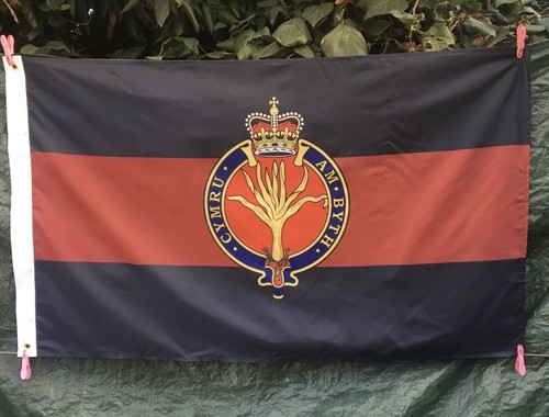 Welsh guards x 3 - 5’,