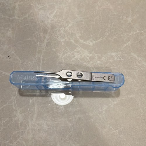 Tweezers medics forceps - tweezers,