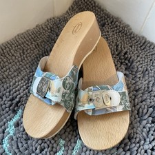 Scholl Exercise Sandals - Size