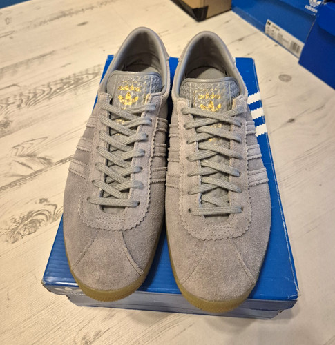 Adidas london grey suede gum - grey,