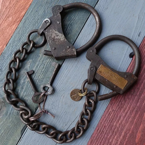 Antique iron alcatraz - antique,
