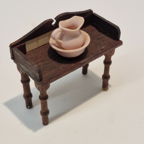 24th scale dolls - dolls, house