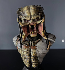 Bust of Predator - AVP