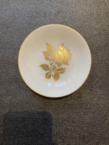 Wedgwood bone china - bone, gold