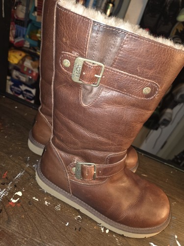 260 ugg australia - $260,