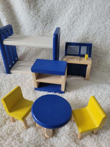 Pintoy john crane wooden fire - crane,