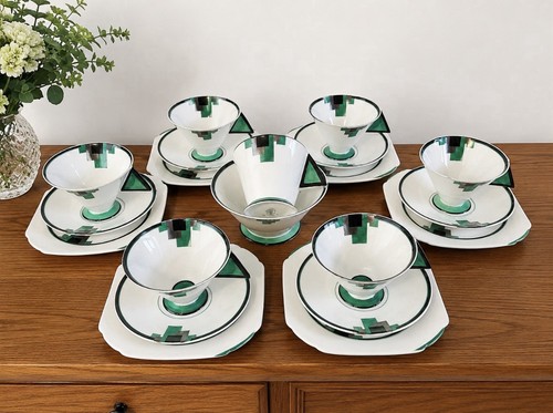 Green shelley block tea-set