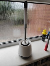 FLOORINGTON Silicone Toilet Brush & Holder