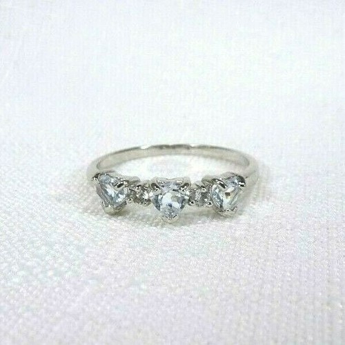 70ct natural heart shape - 0.70ct,