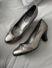 New Look Leather Silver/pewter Low Heeled Court Shoes 5 NEW