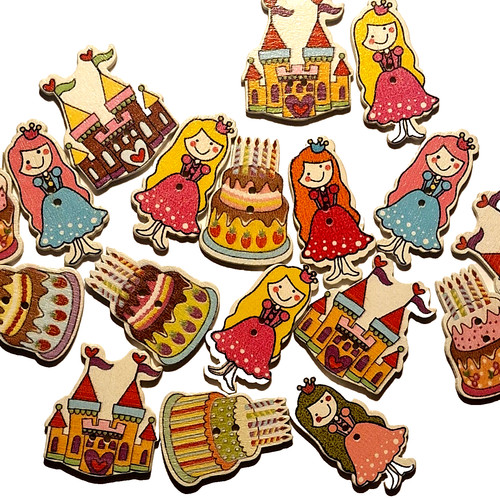 Wooden birthday cake - 30,