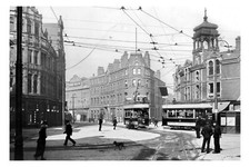 pu0053 - Trams at Station Road