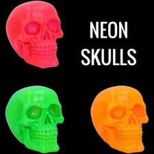 Gothic Skull Ornament Neon