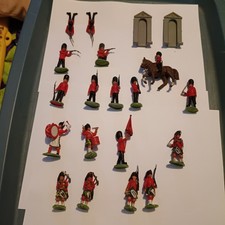 Britains 1:32 Scots Guards