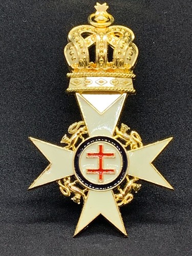 Masonic regalia - regalia,