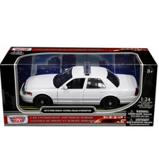 Motormax 1:24 Scale 2010 Ford