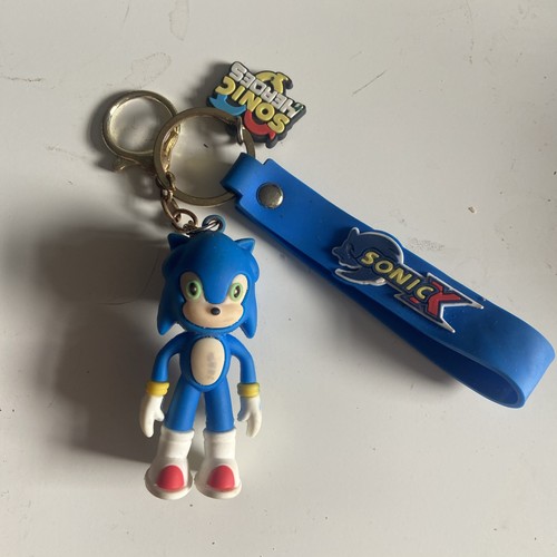 Sonic the hedgehog keyring - sonic,