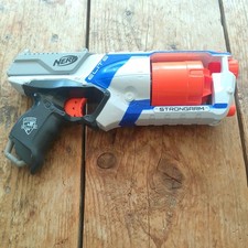 Nerf N-Strike Elite Strongarm