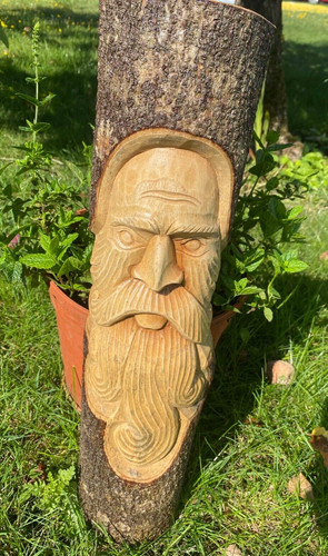 Stunning green man log 50cm - green,