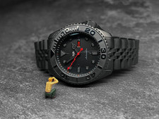 Custom Built - Black Diver