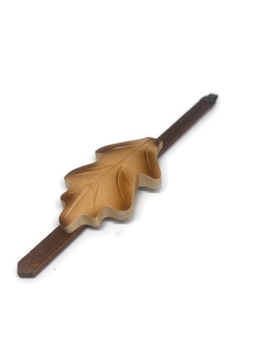 Cuckoo clock oak leaf shape - cuckoo,
