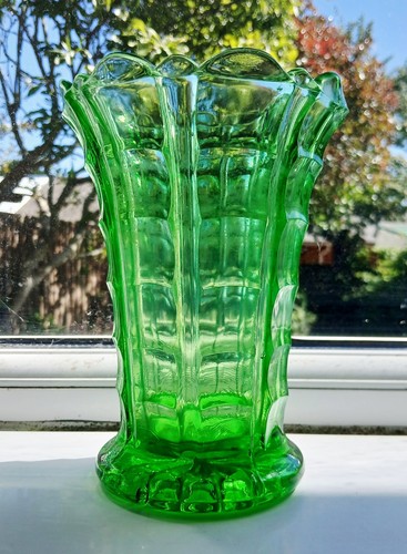 Vintage art deco green - art,