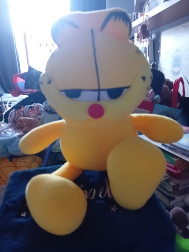 Garfield plush medium soft - garfield, plush,