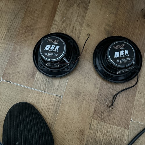Dbx car speakers 130watts - 2,