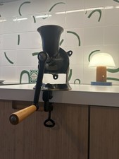 vintage Spong & co  No1 cast