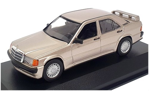Maxichamps scale 940 - 1/43,