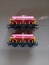 HORNBY 00 RAKE OF 2 R.6454 SATLINK WESTERN KDW 2952 6 WHEEL TANK WAGONS EXC CON