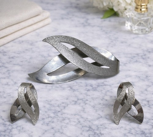 Vtg sarah coventry jewelry set - coventry,