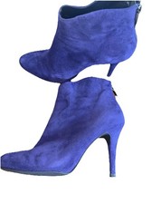 TED & MUFFY SPHINX ANKLE BOOTS