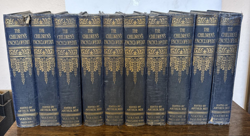 The children encyclopaedia - the,