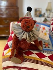 ARTIST BEAR NAOMI LAIGHT COLLECTORS BEARS ENGLAND CLOWN RUSTY RED.