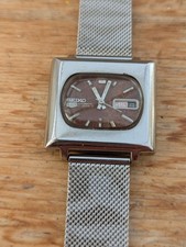 Vintage Seiko 5 "TV style" automatic watch. See description, needs servicing.