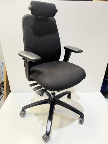 Logic 220 with headrest - rh,