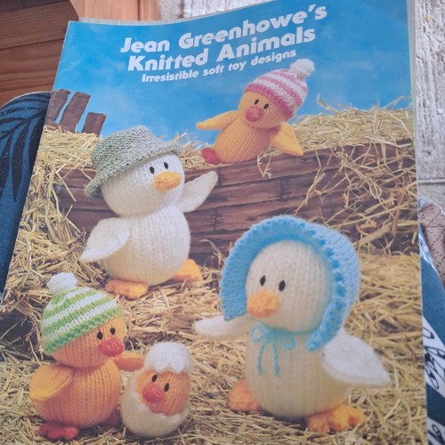 Jean greenhowe knitted - jean, animals