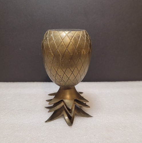 Vintage brass pineapple - brass,