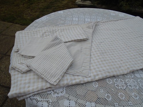Vintage style king duvet - vintage,