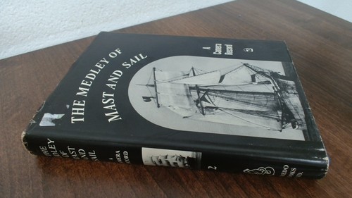 The medley mast and - mast, sail
