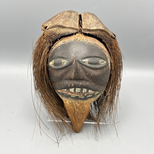 Vintage carved coconut head - vintage,